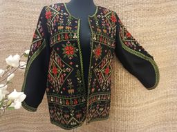 Embroidered padded jacket